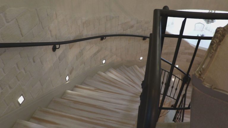 Funkcje balustrad produkowanych na bazie szkła
