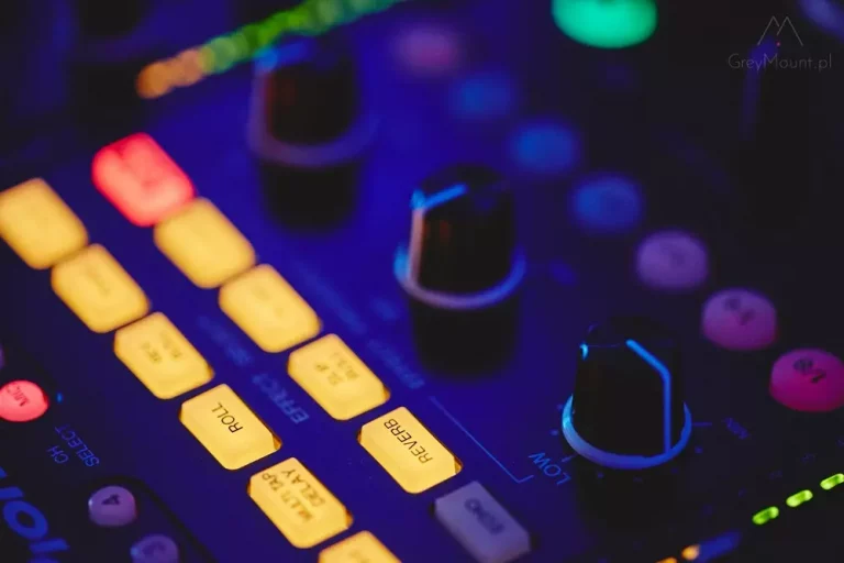 Współpraca z DJ-em weselnym