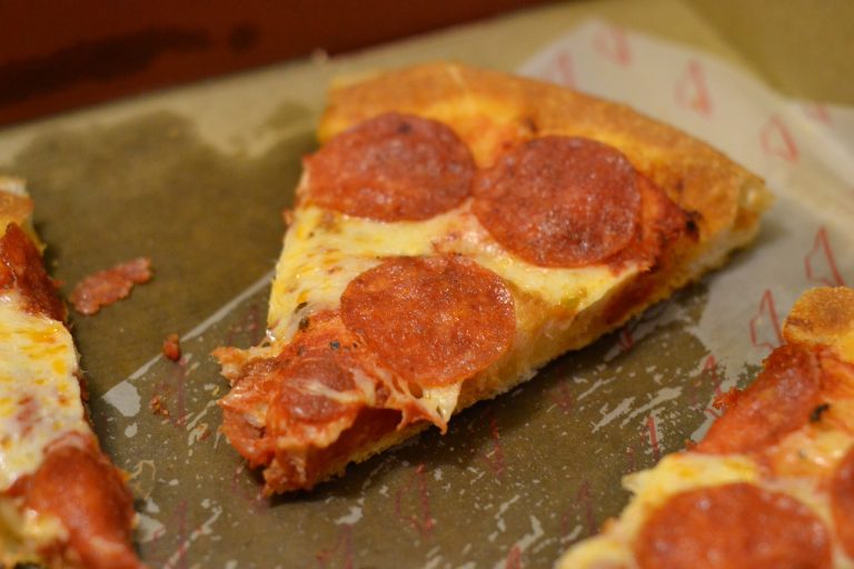 Karton do Pizzy: Idealne Rozwiązanie dla Twojego Ulubionego Danie