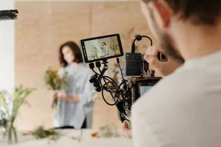Produkcja filmowa grandfox – jak tworzy się obrazy, które sprzedają?